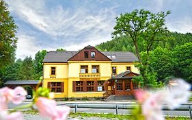 Hotel Růžové údolí